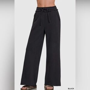 Fleece Exposed Seam Wide Leg Sweatpants **NEW**